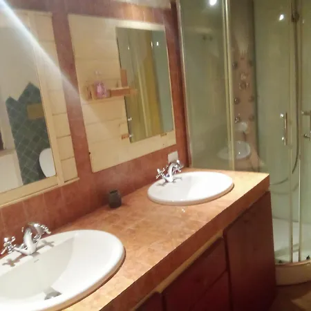 Alloggio in famiglia Tripla Con Bagno Privato E Aria Condizionata